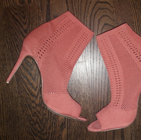 Shoes - Shoes Size 12 Mesh Ankle Boots Mauve-A-Lous NEW!
